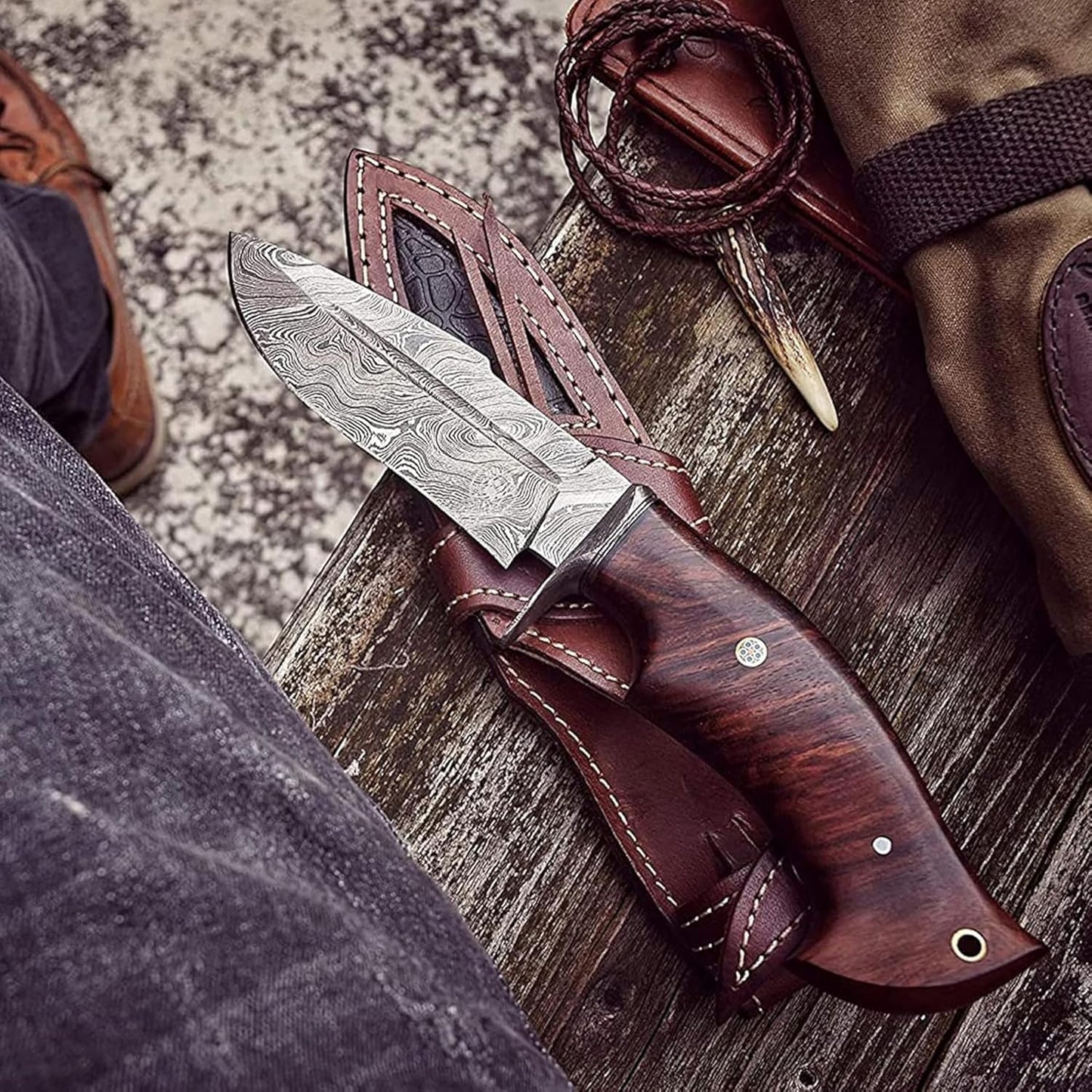 Handmade Damascus Hunting 10" Knife Walnut Wood Handle