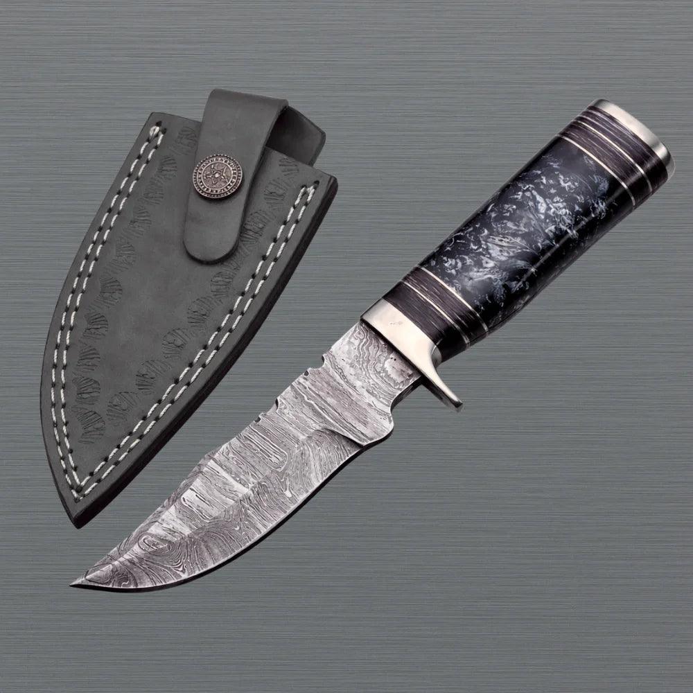 Hardwood Grip Damascus Hunting Knife Gift for Dad