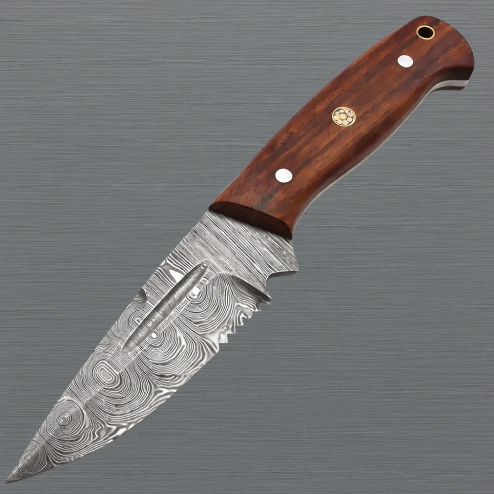 Damascus Hunting Knife Handle Walnut Wood & Leather Sheath