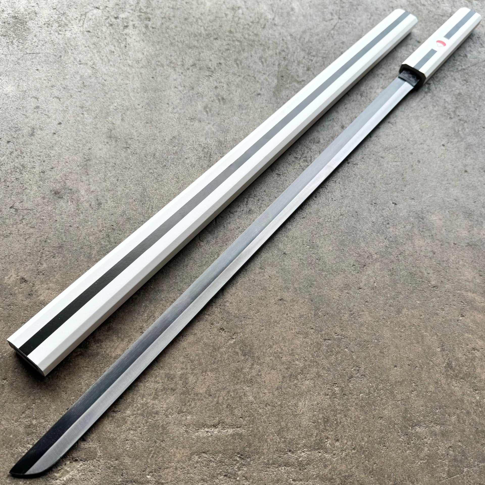 Sasukes Grass Cutter Sword White
