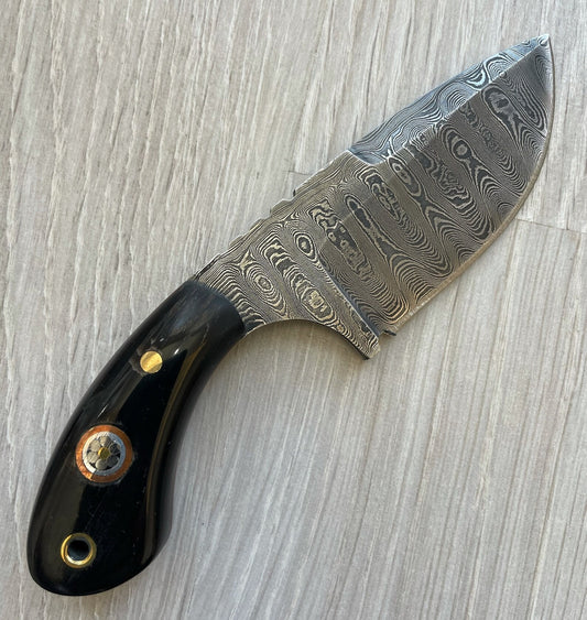 150 Layers Damascus Skinning 5.91" Knife Cow Horn Handle