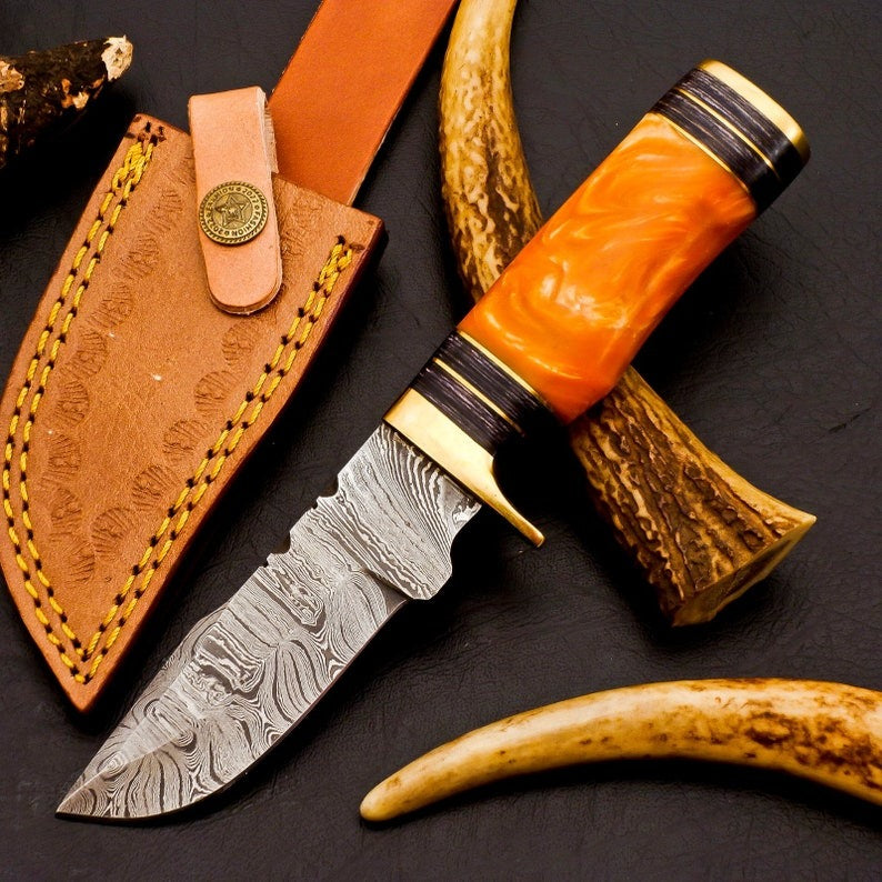 Hardwood Grip Damascus Hunting 8" Knife Gift for Dad