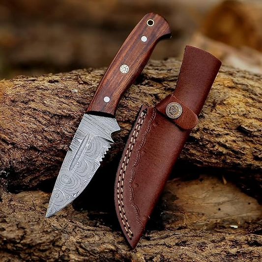 Damascus Hunting 8" Knife Handle Walnut Wood & Leather Sheath